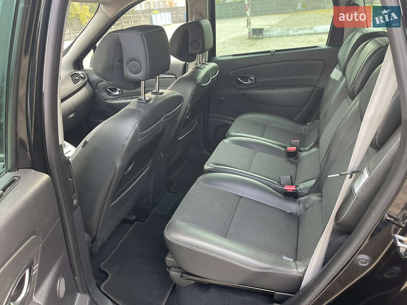Минивэн Renault Grand Scenic 2013 в Ровно