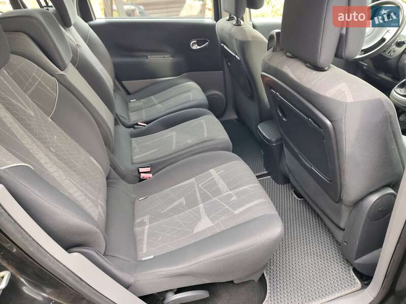 Минивэн Renault Grand Scenic 2007 в Бориславе фото 87 Минивэн Renault Grand Scenic 2007 в Бориславе