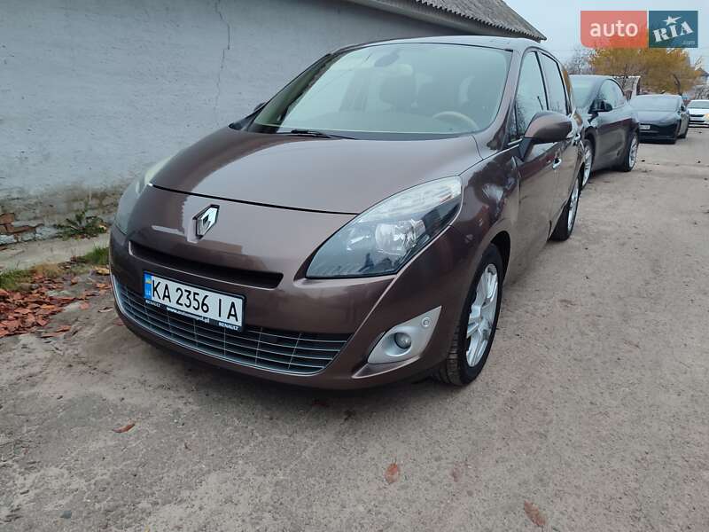 Минивэн Renault Grand Scenic 2010 в Киеве