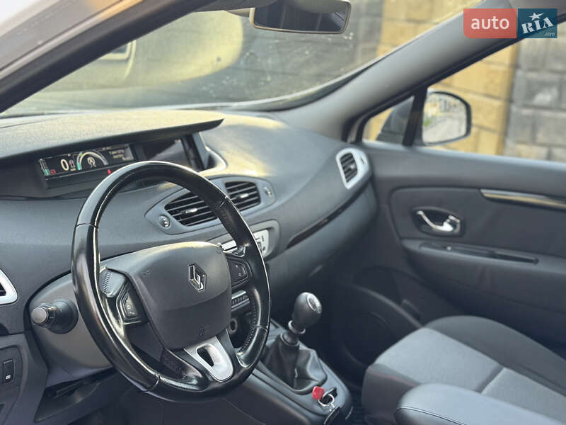 Минивэн Renault Grand Scenic 2012 в Луцке фото 24 Минивэн Renault Grand Scenic 2012 в Луцке