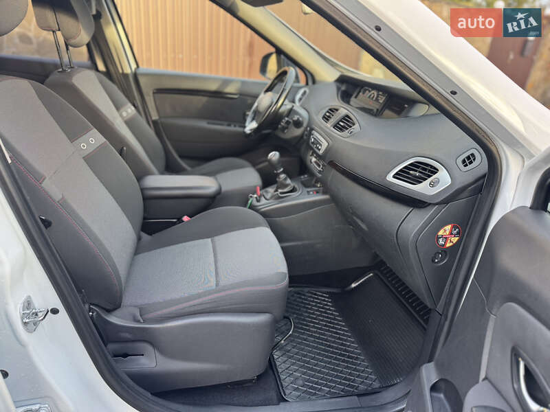 Минивэн Renault Grand Scenic 2012 в Луцке фото 36 Минивэн Renault Grand Scenic 2012 в Луцке
