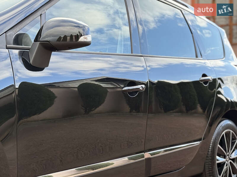 Минивэн Renault Grand Scenic 2012 в Стрые фото 41 Минивэн Renault Grand Scenic 2012 в Стрые