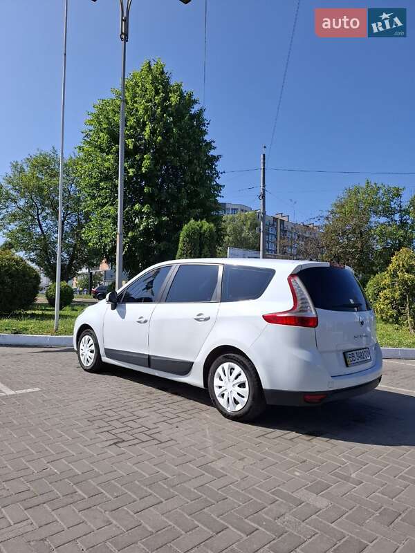 Минивэн Renault Grand Scenic 2010 в Ивано-Франковске фото 3 Минивэн Renault Grand Scenic 2010 в Ивано-Франковске