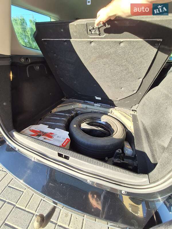 Мінівен Renault Grand Scenic 2011 в Хмельницькому