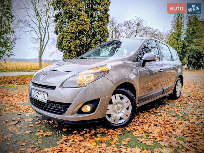 Минивэн Renault Grand Scenic 2011 в Владимире фото Минивэн Renault Grand Scenic 2011 в Владимире