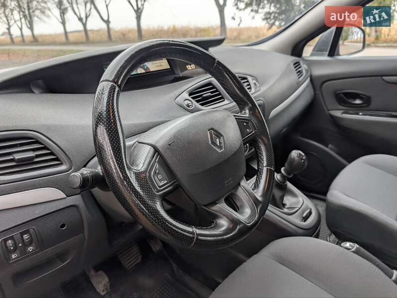 Минивэн Renault Grand Scenic 2011 в Владимире фото 17 Минивэн Renault Grand Scenic 2011 в Владимире