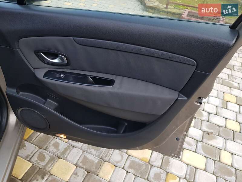 Минивэн Renault Grand Scenic 2010 в Виннице фото 29 Минивэн Renault Grand Scenic 2010 в Виннице