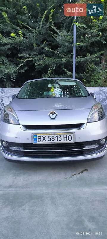 Минивэн Renault Grand Scenic 2012 в Умани