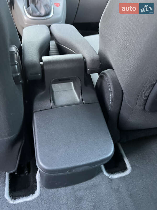 Минивэн Renault Grand Scenic 2008 в Виннице фото 50 Минивэн Renault Grand Scenic 2008 в Виннице