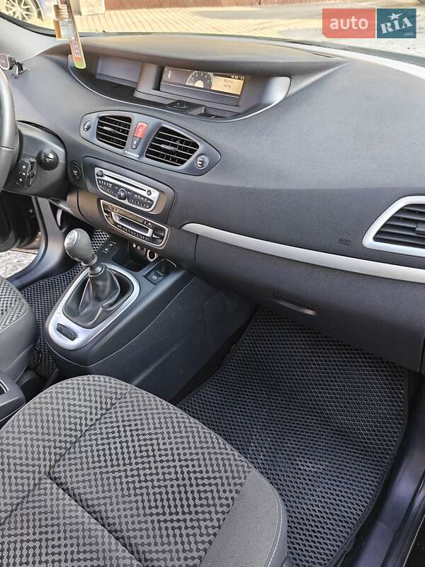 Мінівен Renault Grand Scenic 2011 в Чорткові фото 58 Мінівен Renault Grand Scenic 2011 в Чорткові
