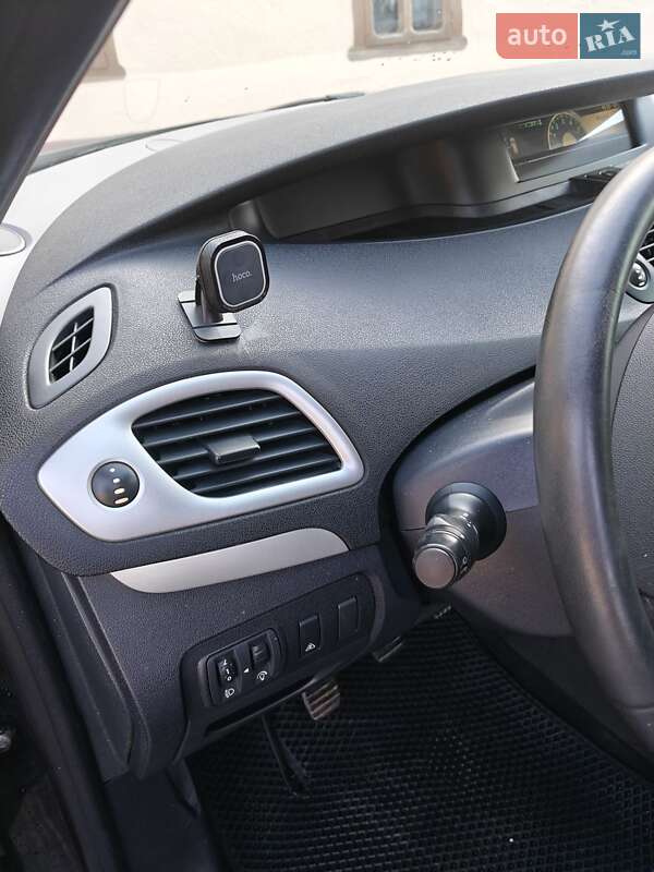 Мінівен Renault Grand Scenic 2011 в Чорткові фото 69 Мінівен Renault Grand Scenic 2011 в Чорткові