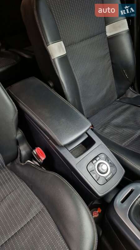 Минивэн Renault Grand Scenic 2011 в Мукачево