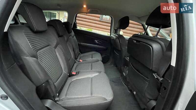 Мінівен Renault Grand Scenic 2018 в Києві фото 23 Мінівен Renault Grand Scenic 2018 в Києві