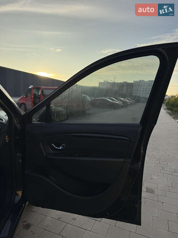 Минивэн Renault Grand Scenic 2015 в Хмельницком фото 24 Минивэн Renault Grand Scenic 2015 в Хмельницком