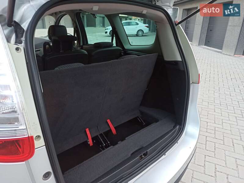 Минивэн Renault Grand Scenic 2012 в Ивано-Франковске фото 47 Минивэн Renault Grand Scenic 2012 в Ивано-Франковске
