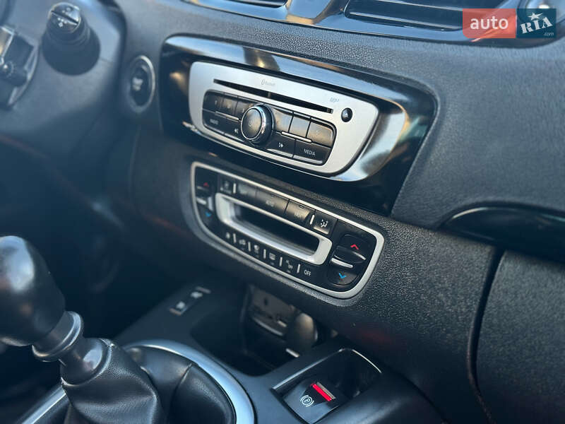 Минивэн Renault Grand Scenic 2015 в Стрые фото 90 Минивэн Renault Grand Scenic 2015 в Стрые