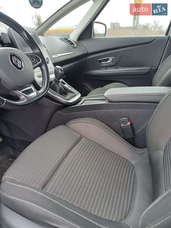 Минивэн Renault Grand Scenic 2017 в Запорожье