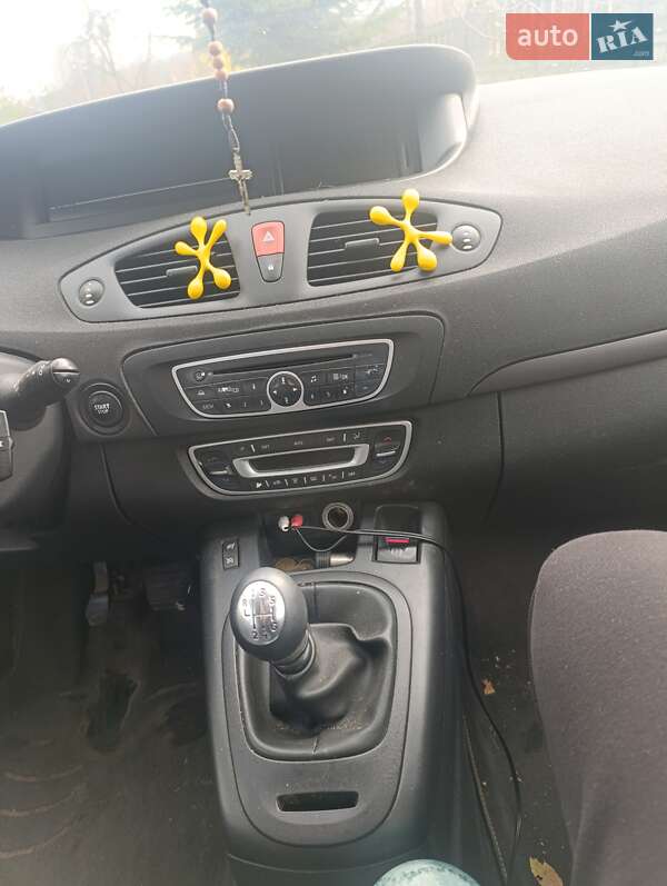 Минивэн Renault Grand Scenic 2010 в Львове