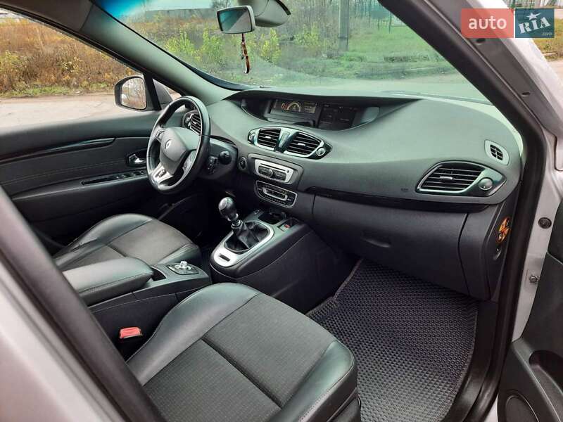 Минивэн Renault Grand Scenic 2015 в Черкассах фото 12 Минивэн Renault Grand Scenic 2015 в Черкассах
