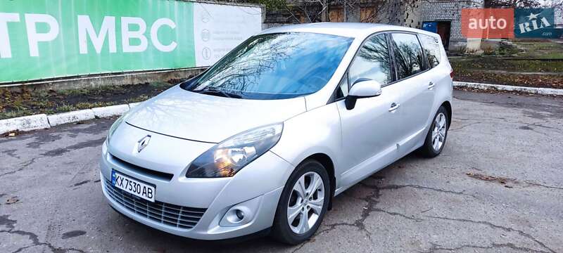 Минивэн Renault Grand Scenic 2011 в Лозовой