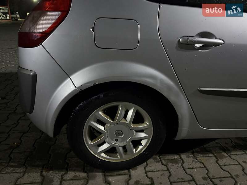 Минивэн Renault Grand Scenic 2005 в Новоселице фото 6 Минивэн Renault Grand Scenic 2005 в Новоселице