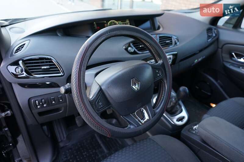 Минивэн Renault Grand Scenic 2013 в Ивано-Франковске