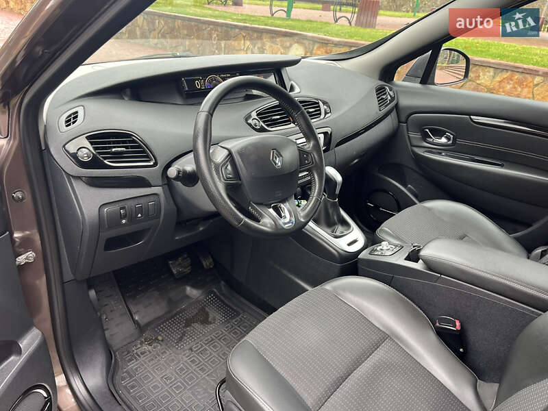 Минивэн Renault Grand Scenic 2013 в Могилев-Подольске фото 35 Минивэн Renault Grand Scenic 2013 в Могилев-Подольске
