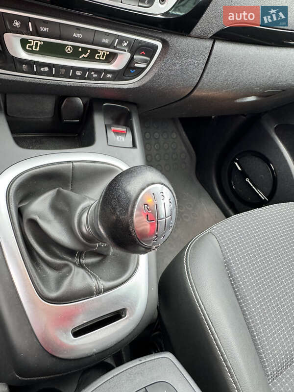 Минивэн Renault Grand Scenic 2013 в Котельве