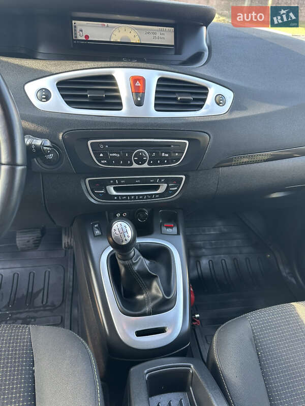 Минивэн Renault Grand Scenic 2009 в Житомире фото 18 Минивэн Renault Grand Scenic 2009 в Житомире