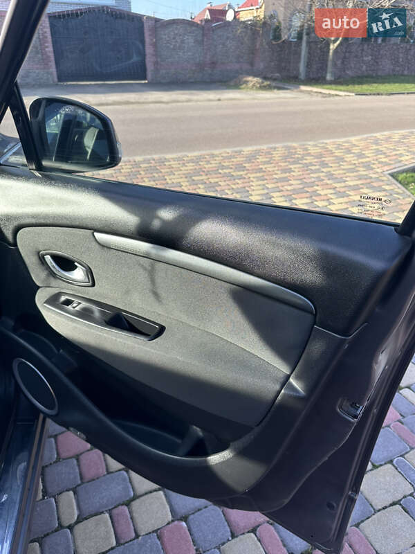 Минивэн Renault Grand Scenic 2009 в Житомире фото 28 Минивэн Renault Grand Scenic 2009 в Житомире
