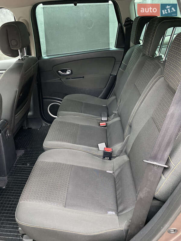 Минивэн Renault Grand Scenic 2010 в Ровно фото 27 Минивэн Renault Grand Scenic 2010 в Ровно