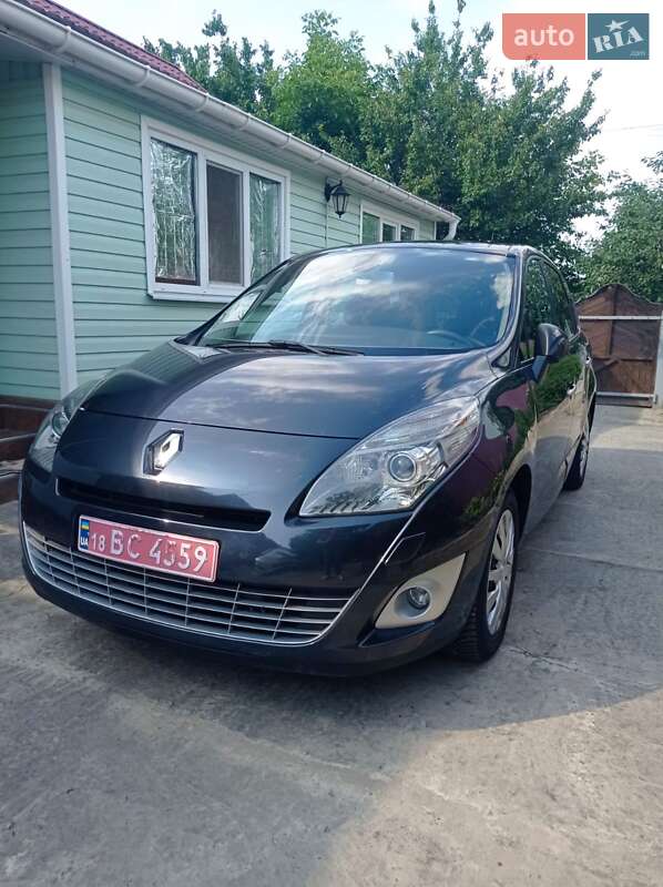 Мінівен Renault Grand Scenic 2010 в Лебедині фото Мінівен Renault Grand Scenic 2010 в Лебедині