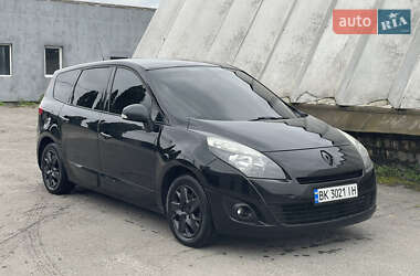 Минивэн Renault Grand Scenic 2011 в Ровно
