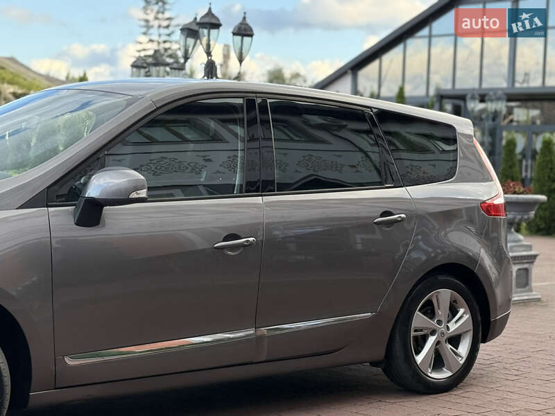 Минивэн Renault Grand Scenic 2012 в Стрые