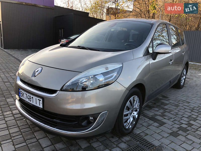 Минивэн Renault Grand Scenic 2012 в Ровно