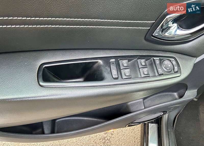 Мінівен Renault Grand Scenic 2012 в Полтаві фото 13 Мінівен Renault Grand Scenic 2012 в Полтаві