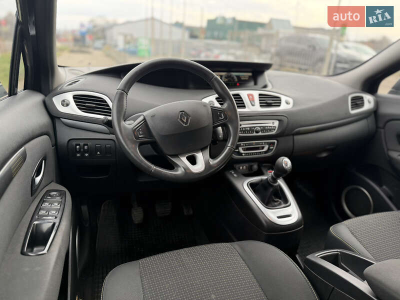 Минивэн Renault Grand Scenic 2010 в Ровно