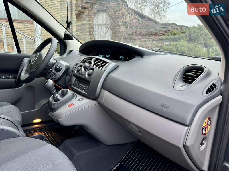 Минивэн Renault Grand Scenic 2006 в Харькове