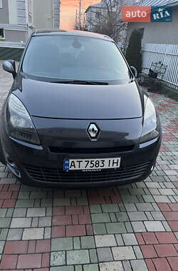 Мінівен Renault Grand Scenic 2010 в Івано-Франківську