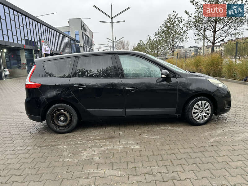 Мінівен Renault Grand Scenic 2010 в Рівному