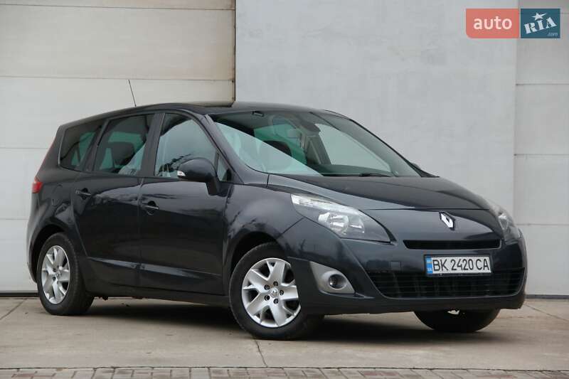 Renault Grand Scenic 2011