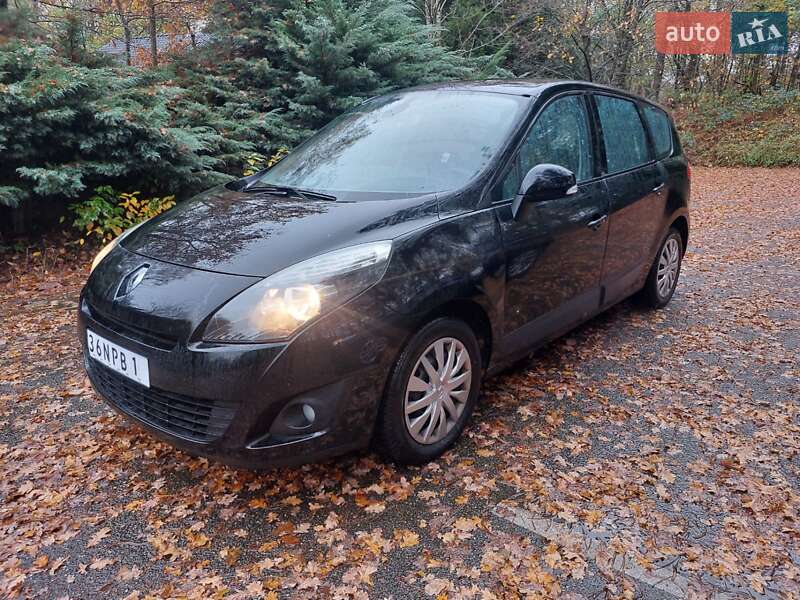 Мінівен Renault Grand Scenic 2010 в Луцьку