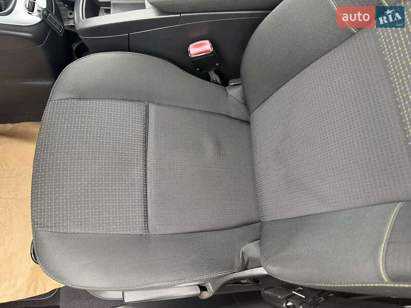 Минивэн Renault Grand Scenic 2010 в Ровно фото 26 Минивэн Renault Grand Scenic 2010 в Ровно