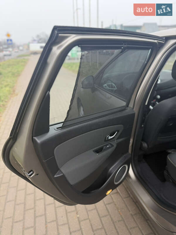 Минивэн Renault Grand Scenic 2010 в Ровно фото 35 Минивэн Renault Grand Scenic 2010 в Ровно