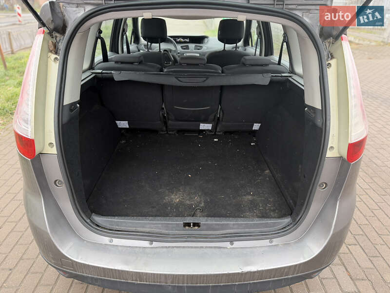 Минивэн Renault Grand Scenic 2013 в Ровно