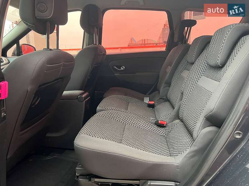 Мінівен Renault Grand Scenic 2011 в Києві фото 12 Мінівен Renault Grand Scenic 2011 в Києві