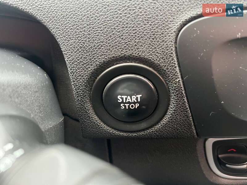 Мінівен Renault Grand Scenic 2011 в Києві фото 24 Мінівен Renault Grand Scenic 2011 в Києві