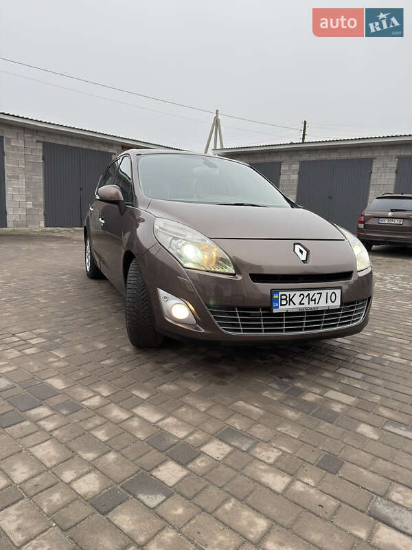 Мінівен Renault Grand Scenic 2010 в Березному фото 2 Мінівен Renault Grand Scenic 2010 в Березному