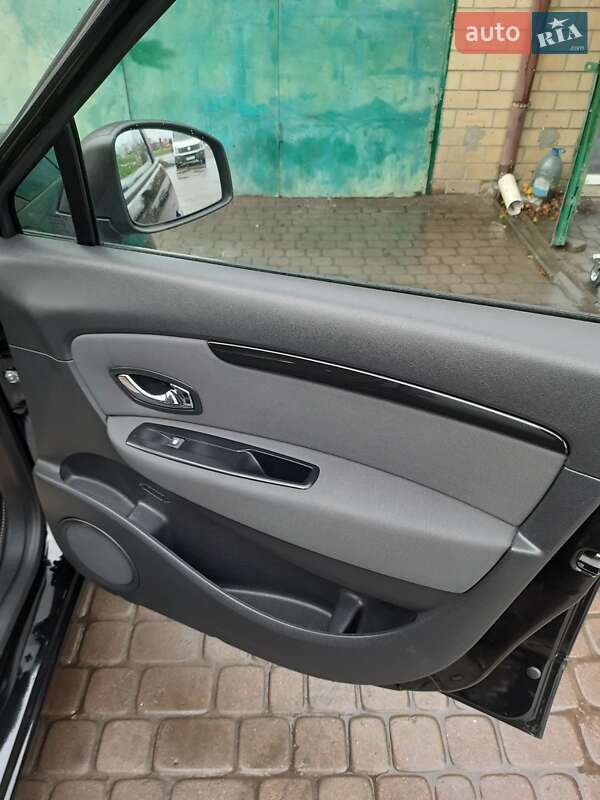 Минивэн Renault Grand Scenic 2014 в Луцке