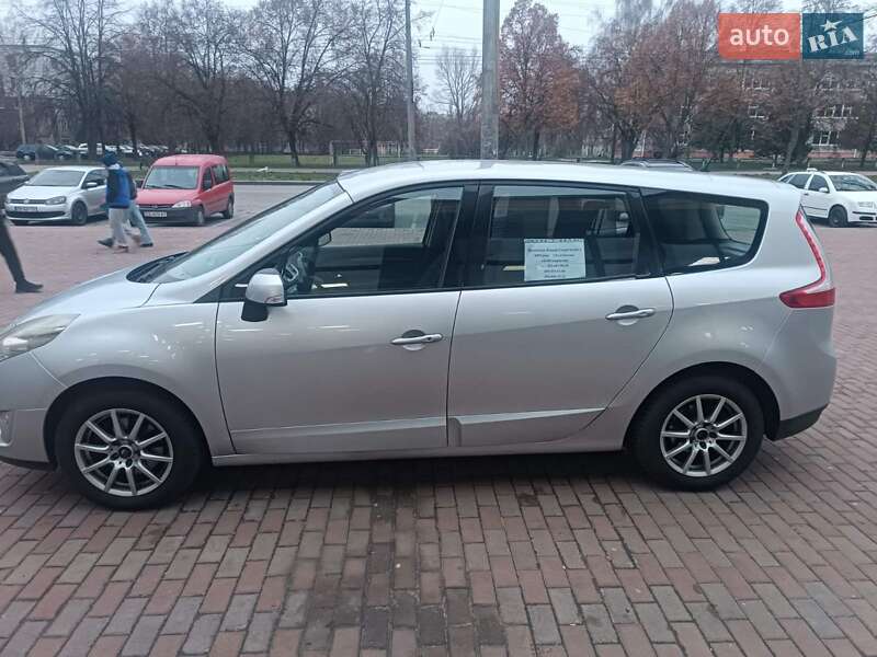 Мінівен Renault Grand Scenic 2009 в Чернігові